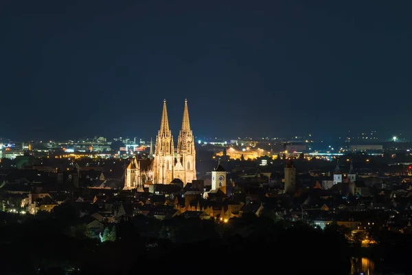 Katedral Eski Şehir Regensburg Almanya Üzerinde Göster — Stok fotoğraf