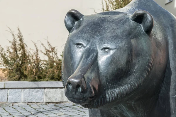 Lebensgroße Metallskulptur Des Wappentiers Von Grafenau Der Bären Deutschland — Stockfoto