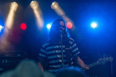 Regensburg, Bavyera, Almanya, 30 Haziran 2019, Regensburg vatandaş festivalinde Grieser Spitz'de Ac/Dc Revival Band Performansı 2019, Almanya