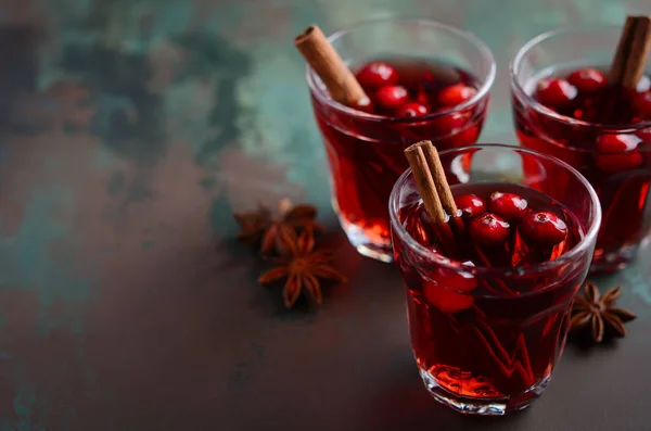 Glühwein Mit Preiselbeeren — Stockfoto