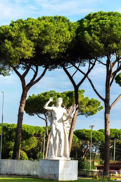 ローマ イタリア 2018 フォロ イタリコ 旧フォロ ムッソリーニの大理石像 1928 1938 間に建てられたローマの複雑なスポーツ — ストック写真