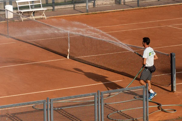 Roma Settembre 2018 Manutenzione Del Campo Tennis Terra Battuta Con — Foto Stock