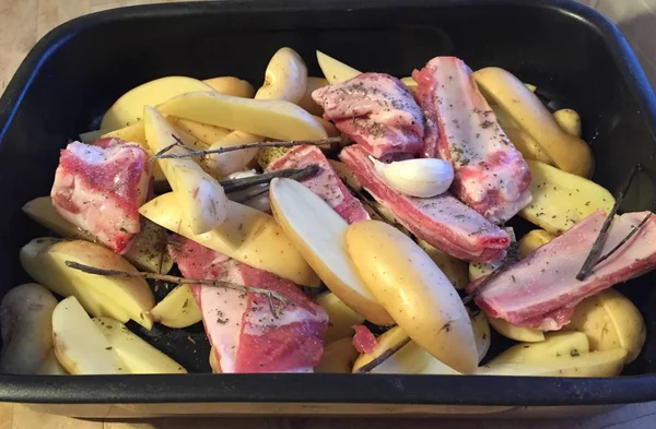 Сирі Баранини Картоплею Готові Приготування — стокове фото
