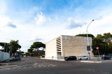 Rome, İtalya - 4 Eylül 2018: yol Foro Italico, eski adıyla Foro Mussolini, spor kompleksi Roma'da, tenis Stadio Nicola Pietrangeli (eski adıyla Pallacorda) lider