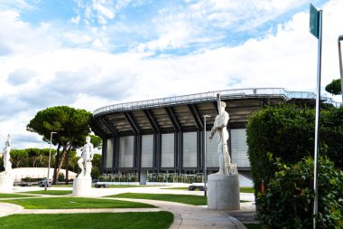 Rome, İtalya - 4 Eylül 2018: Merkez tenis stadyumu Nicola Pietrangeli (eski adıyla Pallacorda) Foro Italico, eski adıyla Foro Mussolini, bir spor kompleksi içinde Roma, dış