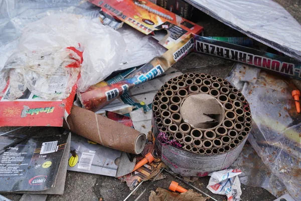 Berlín Alemania Enero 2019 Basura Año Nuevo Baterías Fuegos Artificiales — Foto de Stock