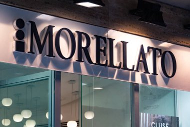 Verona, İtalya - 5 Eylül 2018: Morellato mağaza. Morellato grubu, tasarım ve tasarım mücevher ve saatler üreten bir İtalyan şirket gruptur