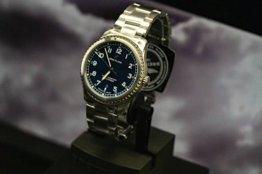 Verona, İtalya - 5 Eylül 2018: Breitling Saat görüntülenen bir mağaza penceresini açın. Breitling Sa kıskandığımuhteşem chronometers havacılar için tasarlanmış için bilinen bir İsviçreli Lüks saatçi olur