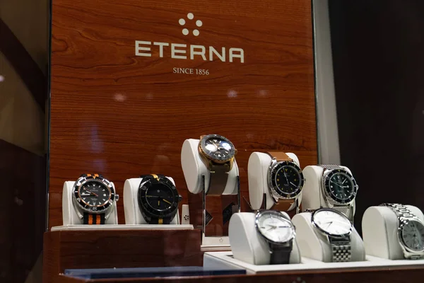 Verona Italia Septiembre 2018 Eterna Relojes Exhibidos Una Ventana Joyería — Foto de Stock