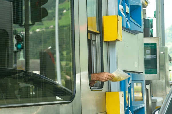 Graz Áustria Setembro 2018 Coletor Pedágio Trabalhando Estande — Fotografia de Stock