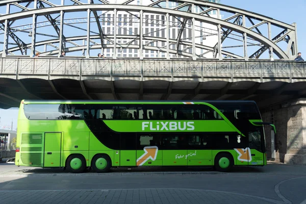 Mnichov Německo Srpna 2018 Meinfernbus Flixbus Zelený Autobus Nízké Náklady — Stock fotografie