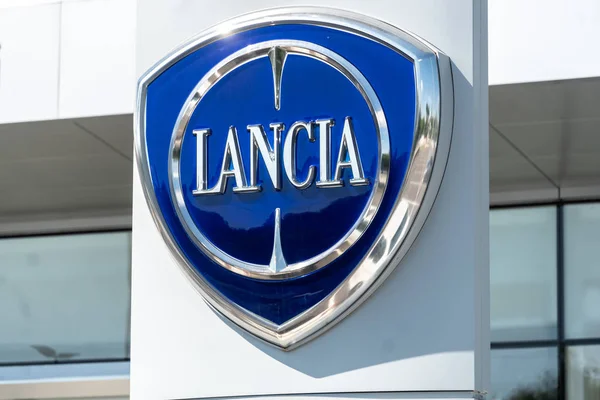 Verona Italia Septiembre 2018 Lancia Firma Concesionarios Automóviles Lancia Fabricante — Foto de Stock