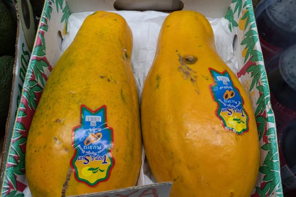 Rom Italien Augusti 2018 Trop Sun Färsk Papaya — Stockfoto