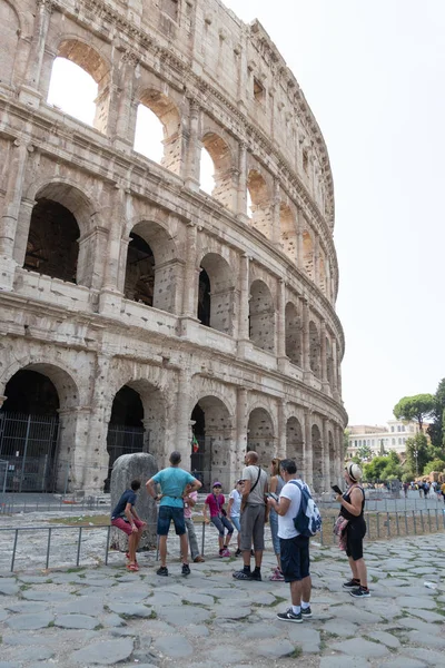 Rome Italie Août 2018 Les Touristes Visitent Ancien Colisée Des — Photo