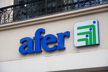 Paris, Fransa-Mart 18, 2019: Fransa 'da (Fransızca: Association Francaise d 'Epargne et de retraite) koruyucuları afer Derneği)