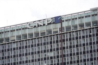 Paris, Fransa-18 Mart 2019: CNP assurances S.A. ' nın Genel Merkezi, büyük bir Fransız sigorta şirketidir. CNP, Caisse Nationale de Prvoyance olarak yer almaktadır