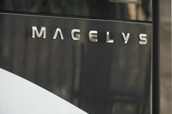 París Francia Marzo 2019 Emblema Línea Iveco Bus Magelys Magelys — Foto de Stock