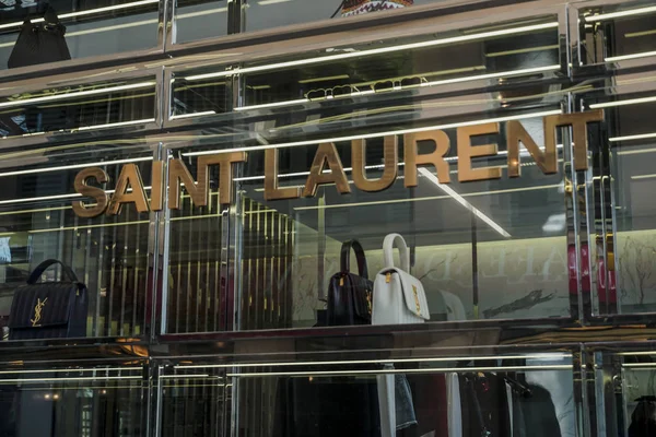 París Francia Marzo 2019 Signo Tienda Saint Laurent Yves Saint — Foto de Stock