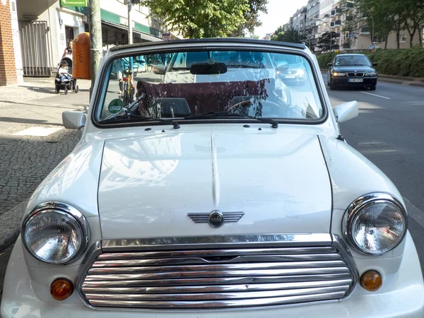 Berlín Alemania Junio 2018 Mini Coche Descapotable Cooper Introducido 1969 — Foto de Stock