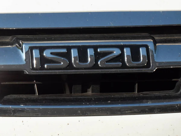 Berlim Alemanha Maio 2018 Isuzu Carro Emblema Fundada 1916 Isuzu — Fotografia de Stock