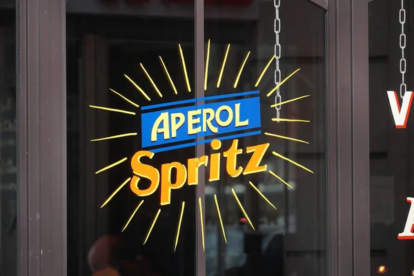 Berlín Alemania Marzo 2019 Aperol Spritz Veneziano Signage Cóctel Italiano — Foto de Stock