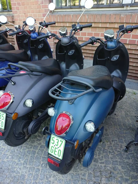 Berlin Allemagne Avril 2019 Scooters Moteur Électrique Unu Stationnés Unu — Photo