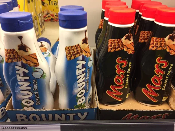 Berlín Německo Červen 2019 Cukrářské Omáčky Bounty Mars — Stock fotografie