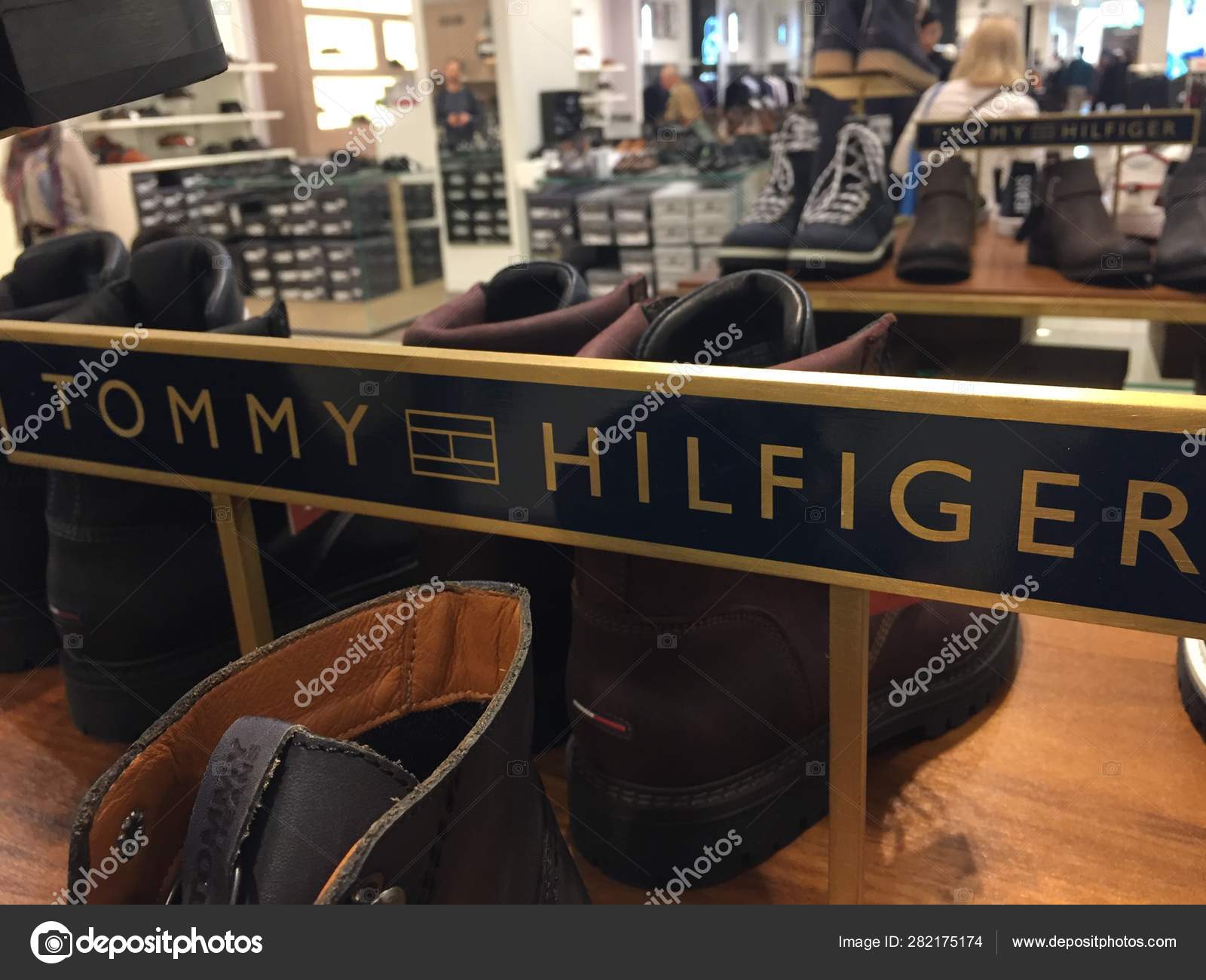 tommy hilfiger manufacturer