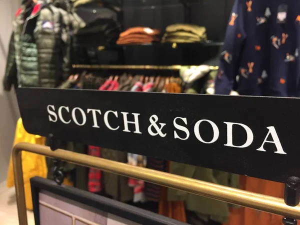 Berlín Alemania Octubre 2018 Scotch Soda Sign Empresa Venta Por — Foto de Stock