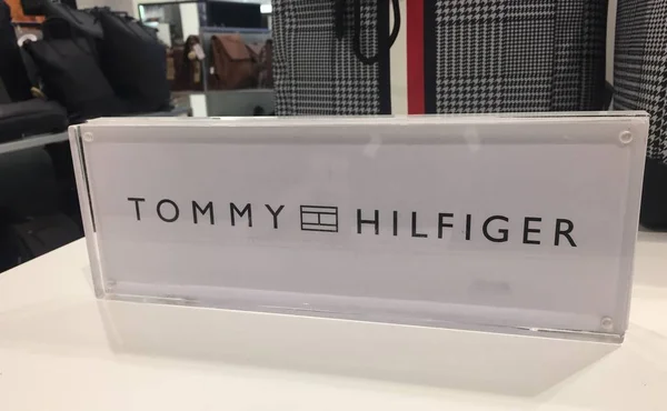 Berlín Alemania Octubre 2018 Tommy Hilfiger Firma Tommy Hilfiger Corporation — Foto de Stock