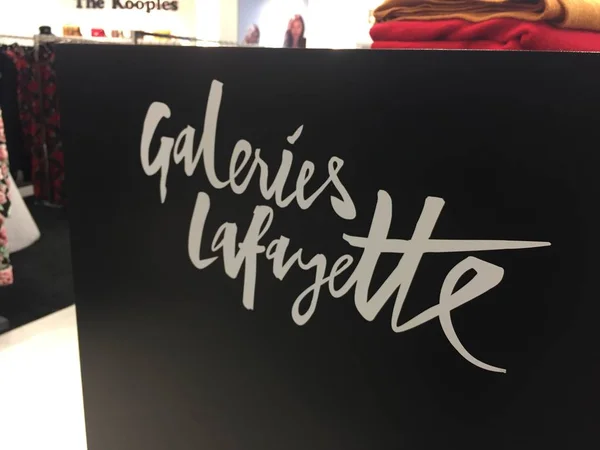 Berlín Alemania Octubre 2018 Cadena Francesa Grandes Almacenes Galeries Lafayette — Foto de Stock