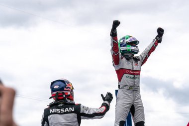 Berlin, Almanya - 25 Mayıs 2019: Brezilyalı profesyonel yarış pilotu Lucas Tucci di Grassi, E-Prix Abb Fia Formula E yarış otomobili Şampiyonası Ödül Töreni'nde podyuma çıktı