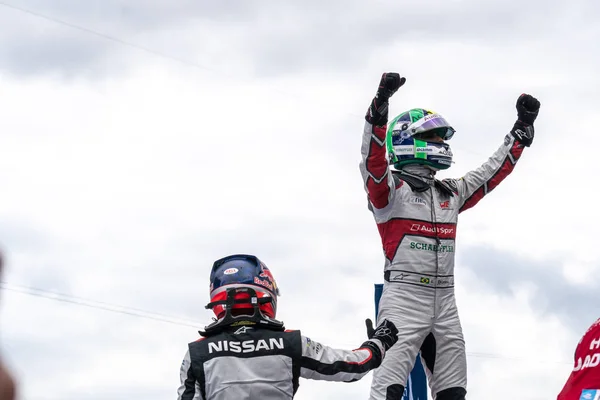 Berlin, Almanya - 25 Mayıs 2019: Brezilyalı profesyonel yarış pilotu Lucas Tucci di Grassi, E-Prix Abb Fia Formula E yarış otomobili Şampiyonası Ödül Töreni'nde podyuma çıktı