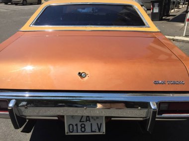 Roma, İtalya - 18 Temmuz 2019: Gran Torino araba. Ford Torino, Ford tarafından 1968 ve 1976 yılları arasında Kuzey Amerika pazarı için üretilen bir otomobildir.