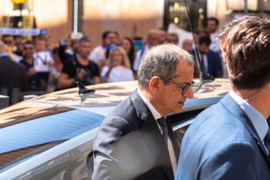 Roma, İtalya - 20 Ağustos 2019: İtalyan ekonomist ve üniversite profesörü Giovanni Tria, Şu anda İtalya Ekonomi ve Maliye Bakanı olarak senatoya girerek