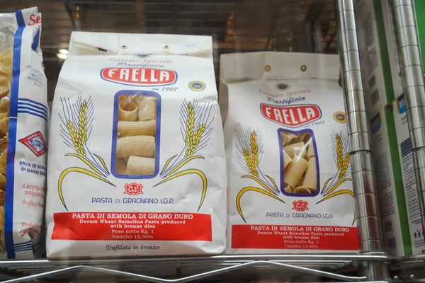 意大利罗马 2019年3月16日 意大利Faella意大利面在超市货架上出售 — 图库照片