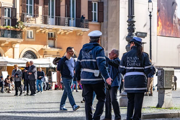 Roma Italia Febrero 2019 Oficiales Italianos Polizia Locale Roma Capitale — Foto de Stock