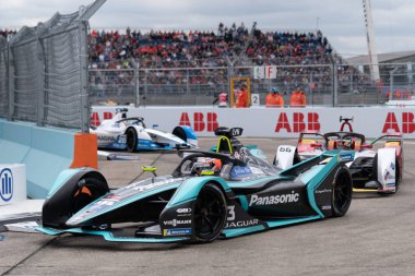 Berlin, Almanya - 25 Mayıs 2019: Fia Formula E E-prix yarış otomobili şampiyonası. Fia Formula E Şampiyonası sadece tamamen elektrikli araba kullanarak, otomobil yarışı bir sınıftır