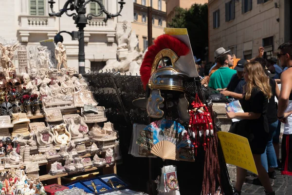 Rome Olaszország Augusztus 2019 Souvenir Stall Elé Helyezett Trevi Kút — Stock Fotó