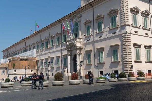 Rzym Włochy Sierpnia 2019 Pałac Kwirynalny Palazzo Del Quirinale Zabytkowy — Zdjęcie stockowe