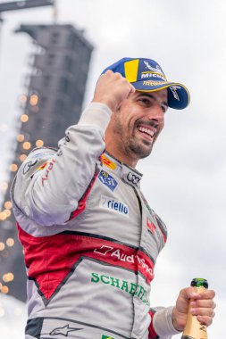 Berlin, Almanya - 25 Mayıs 2019: Brezilyalı profesyonel yarış pilotu Lucas Tucci di Grassi, E-Prix Abb Fia Formula E yarış otomobili Şampiyonası Ödül Töreni'nde podyuma çıktı
