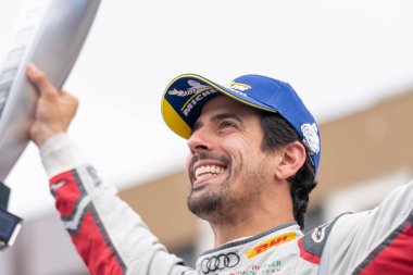 Berlin, Almanya - 25 Mayıs 2019: Brezilyalı profesyonel yarış pilotu Lucas Tucci di Grassi, E-Prix Abb Fia Formula E yarış otomobili Şampiyonası Ödül Töreni'nde podyuma çıktı