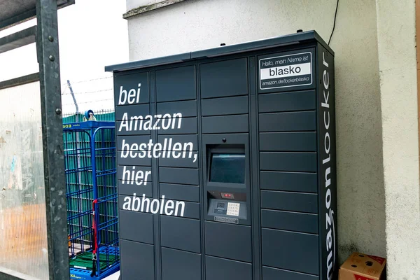 Berlin Almanya Mayıs 2019 Amazon Locker Konumu Amazon Dolabı Müşterilere — Stok fotoğraf