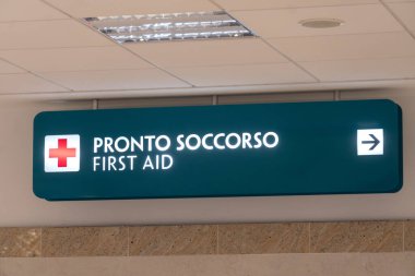İtalyanca ilk yardım işareti (Pronto Soccorso)