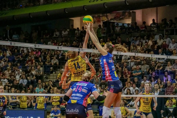 Berlin Germany May 2019 Volleyball Player Cristina Chirichella Jumping Net — Stock Photo, Image