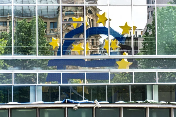 Fráncfort Del Meno Alemania Junio 2020 Euro Skulptur Escultura Del —  Fotos de Stock