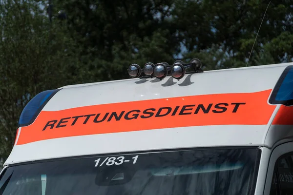 Heilbronn Alemania Julio 2020 Primeros Auxilios Del Servicio Ambulancia Cruz —  Fotos de Stock