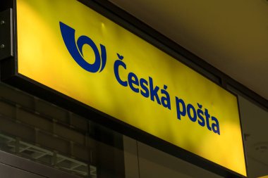 Prag, Çek Cumhuriyeti - 23 Temmuz 2020: Çek Cumhuriyeti 'nin devlet posta şirketi Çek Posta Postası' nın (esk pota) imzası