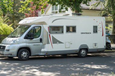 Berlin, Almanya - 9 Haziran 2019: Granduca karavan