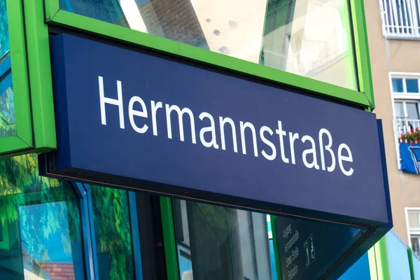 Berlin Allemagne Juin 2019 Panneau Gare Hermannstrae Bahn Une Gare — Photo